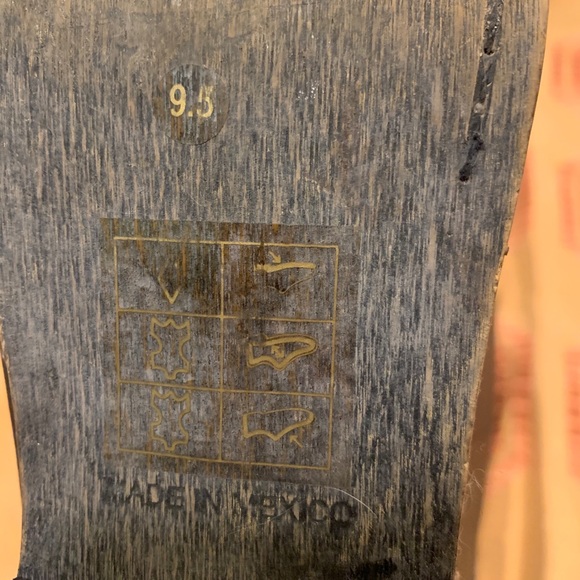 Distressed Black Patron by Perugia Boots 9.5 - Picture 10 of 11